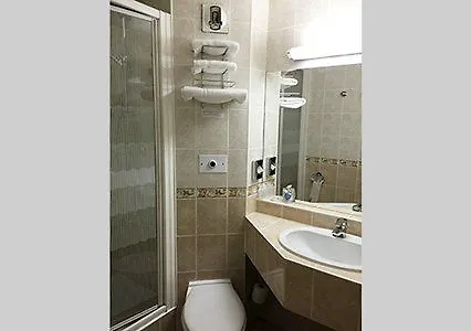 Hotel B&B Hotel Albi 3*