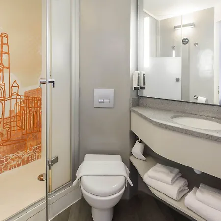 B&B HOTEL Albi Hotel