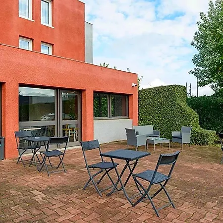 B&B Hotel Albi 3*