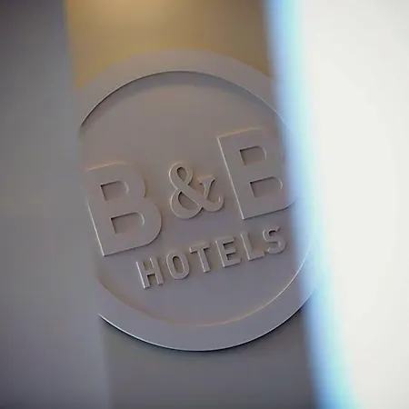 B&B Hotel Albi Ξενοδοχείο