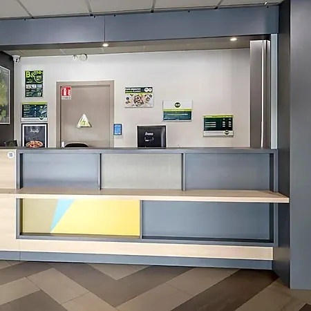 B&B Hotel Albi Ξενοδοχείο 3*