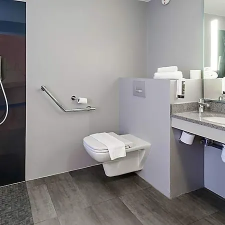 B&B Hotel Albi Ξενοδοχείο 3*